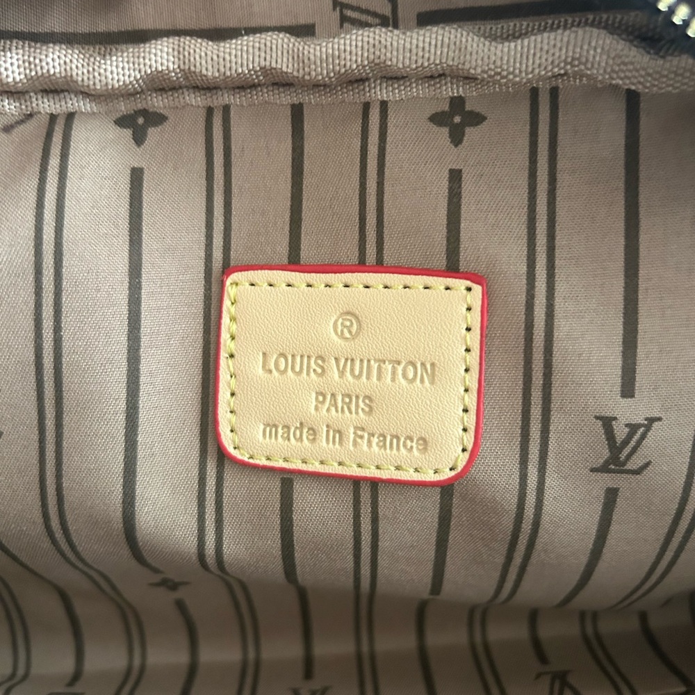 Brown Monogram Canvas Shoulder hang on Bag - Picture 10 of 11